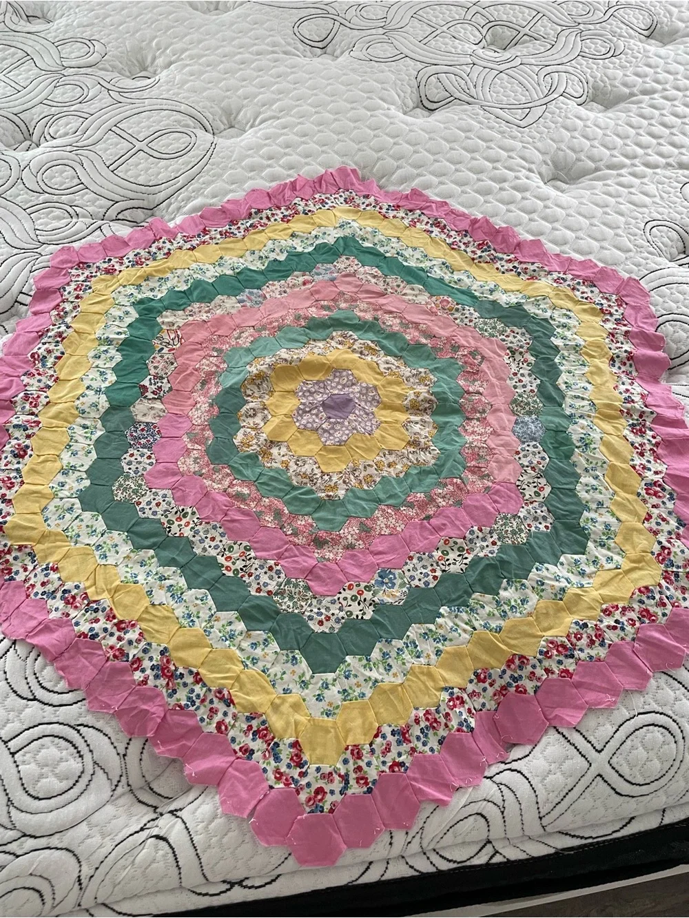 Handmade Pastel Hexagon Patchwork Throw - Pink, Yellow, Green, Cream